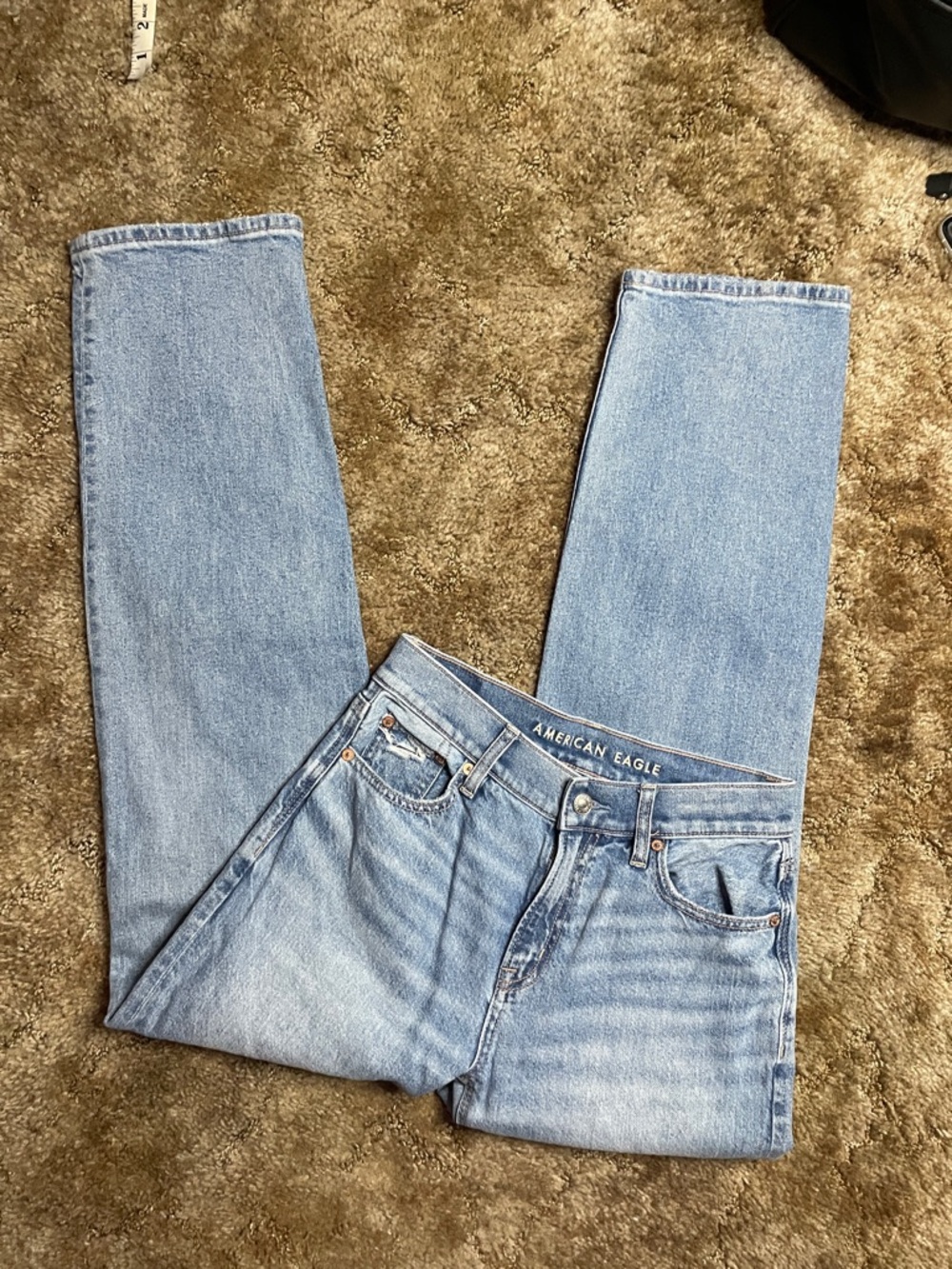 American Eagle Light Wash Ex Boyfriend‎ Jean Size 000